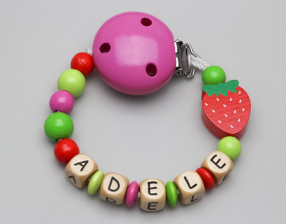 Schnullerkette mit Erdbeere und Namen