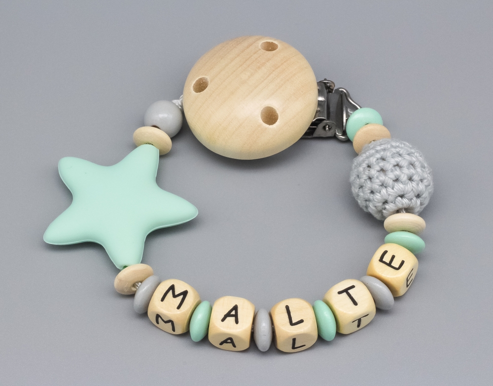 Schnullerkette mit Silikonstern und Häkelperle und Namen