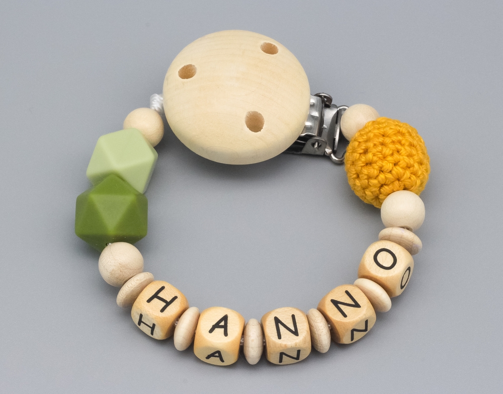 Schnullerkette mit Silikonperlen und Häkelperle und Namen