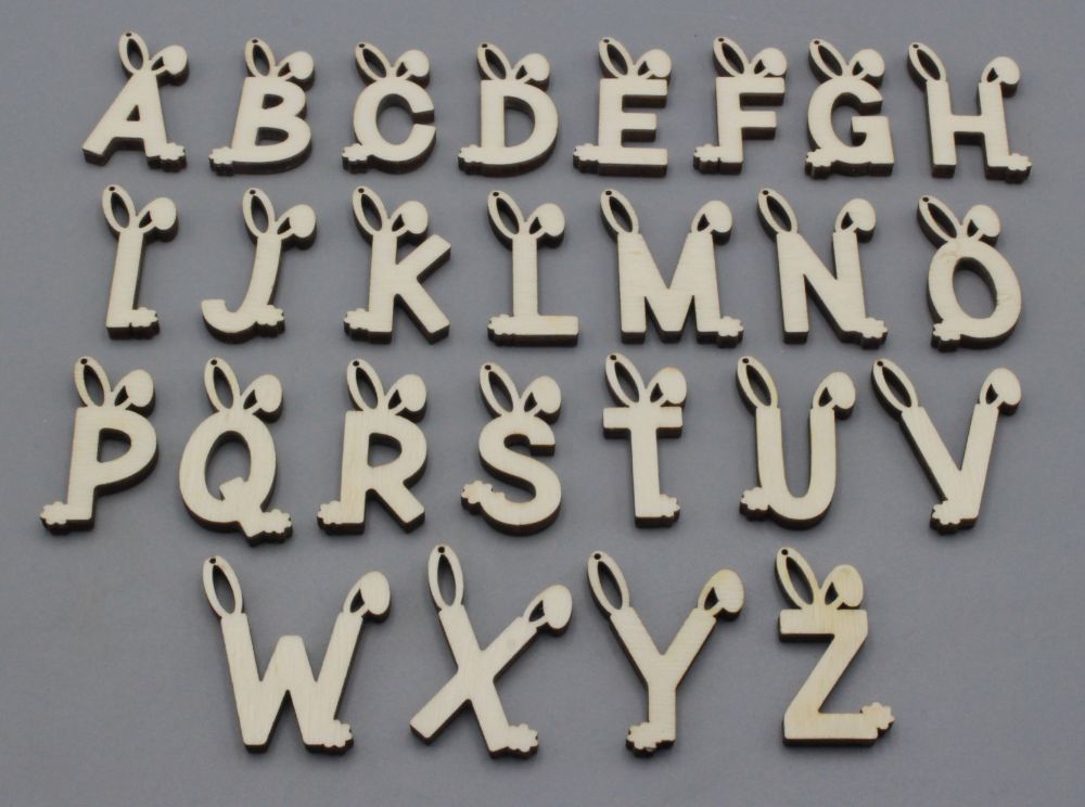 Geschenkanhänger Ostern Buchstabe Monogramm aus Pappelsperrholz