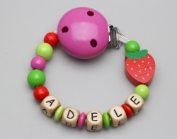 Schnullerkette mit Erdbeere und Namen