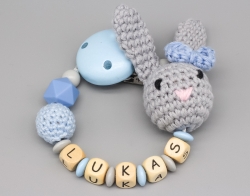Schnullerkette mit Häkelhase und Namen