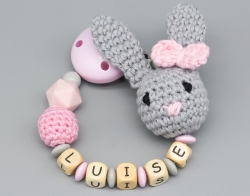 Schnullerkette mit Häkelhase und Namen