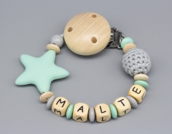 Schnullerkette mit Silikonstern und Häkelperle und Namen