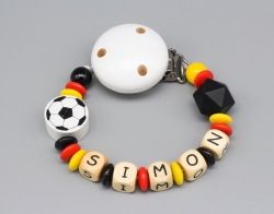 Schnullerkette mit Fussball und Silikonperle und Namen