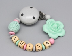 Schnullerkette mit Silikonblume & Häkelperle und Namen