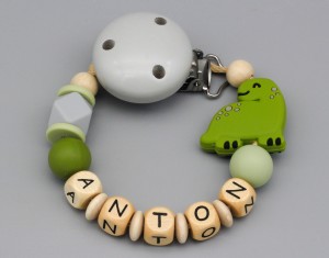 Schnullerkette und Namen