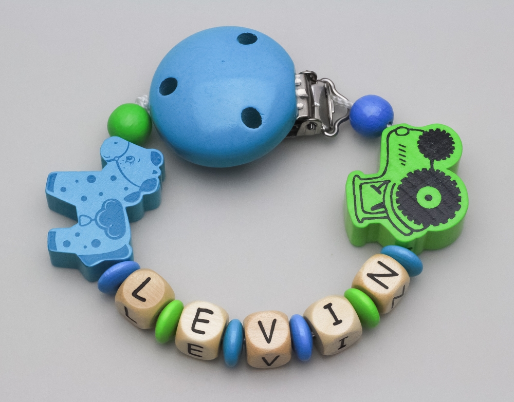 Schnullerkette mit Traktor & Pferd und Namen