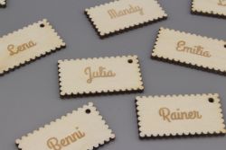 Geschenkanhänger Lasercut aus Holz Weihnachten / Ostern / Feiern / Keksform