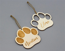 Geschenkanhänger Hundepfote gelasert